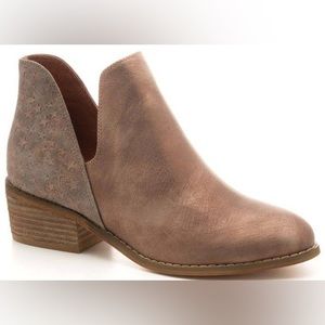 Corky’s Wayland Booties